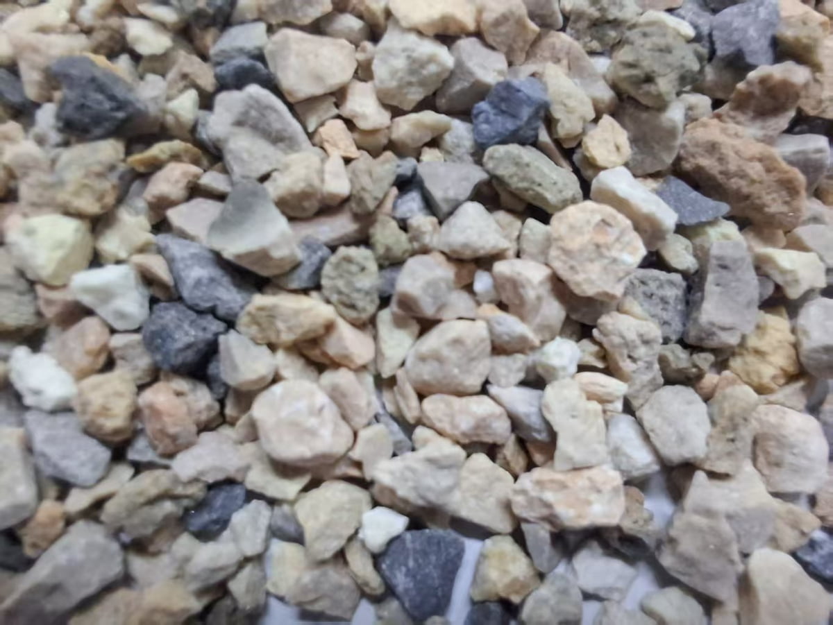 Calcined bauxite aggregate in 1–3 mm grading for high-friction surfacing