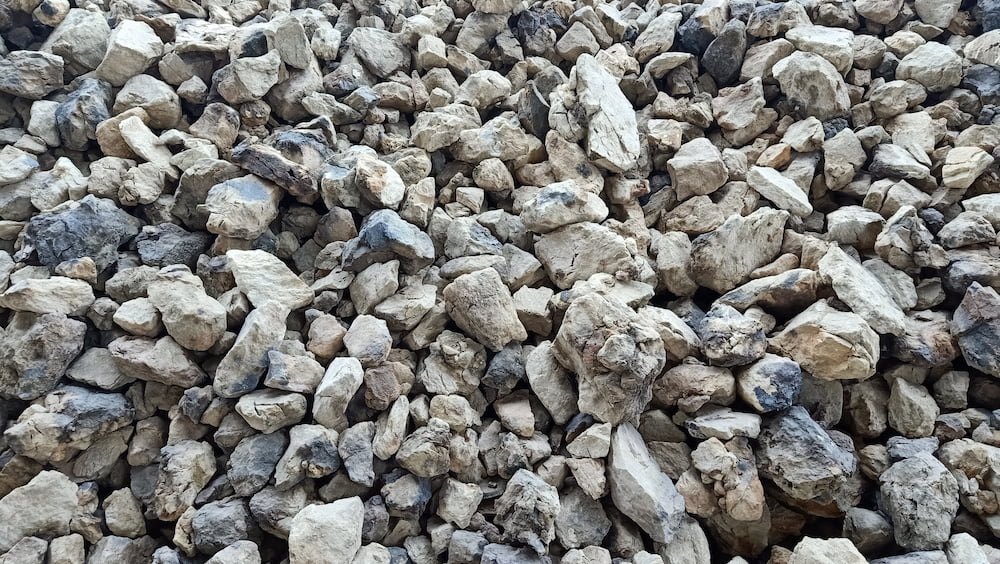 Raw bauxite stockpile for shaft-kiln production Raw bauxite stockpile for shaft-kiln production