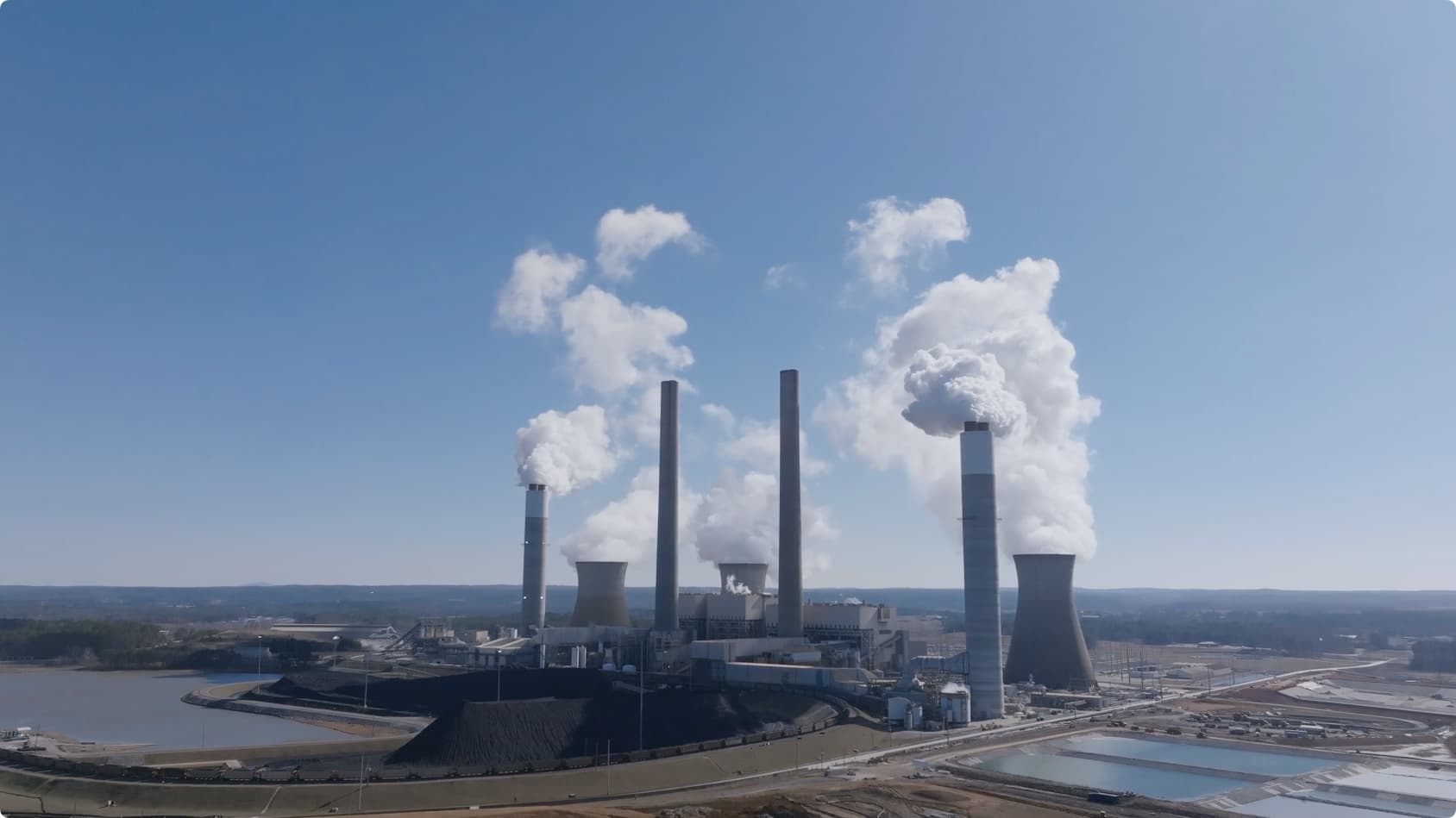 Coal-fired thermal power plant associated with fly ash generation