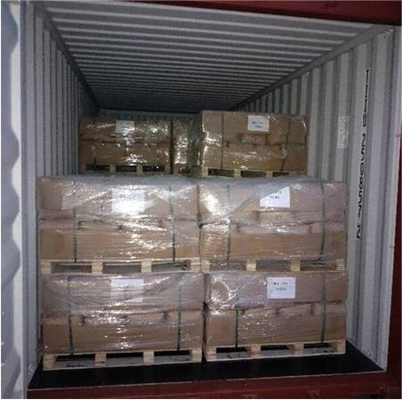Brown fused alumina bags on pallet